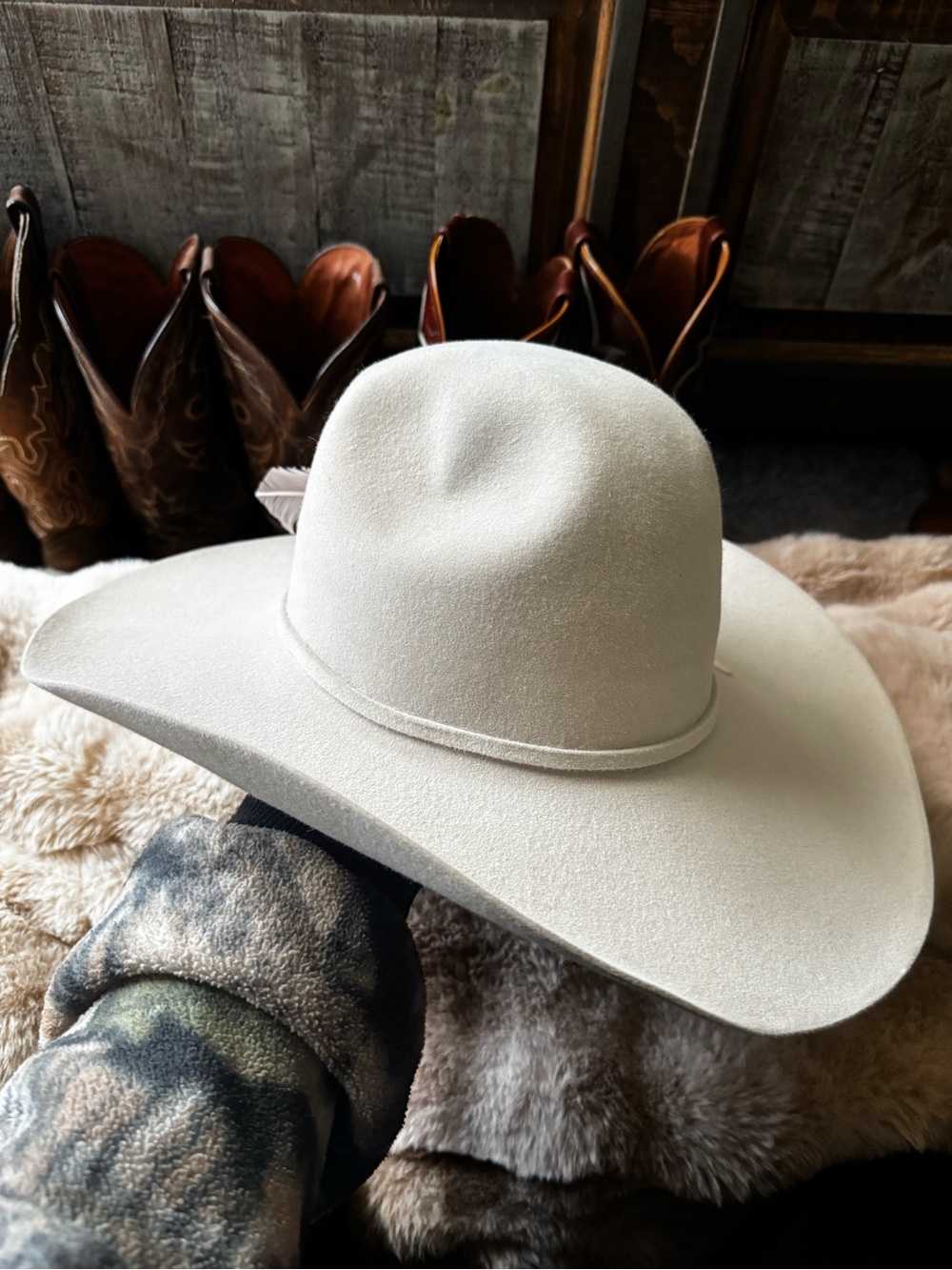Stetson Cream Western Felt Hat with Feather Accent - Picture 3 of 4